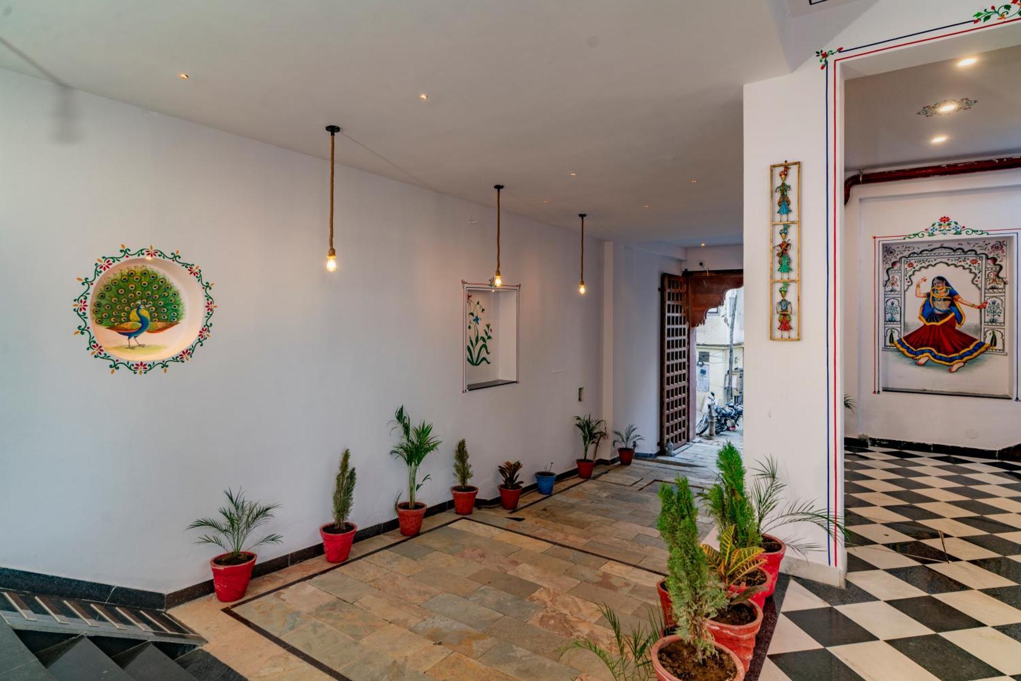 Dera Pichola- A Lake Facing Boutique Hotel 烏代浦 外观 照片