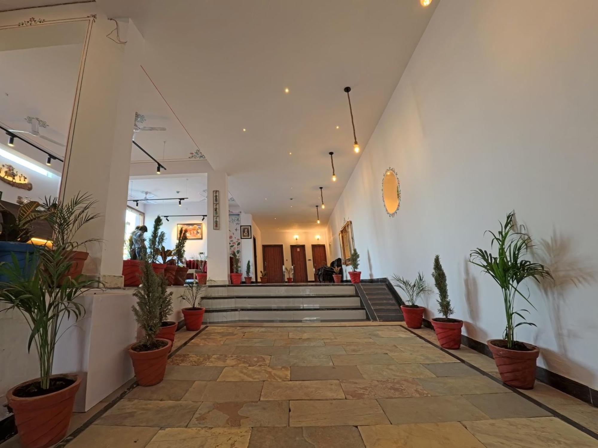 Dera Pichola- A Lake Facing Boutique Hotel 烏代浦 外观 照片