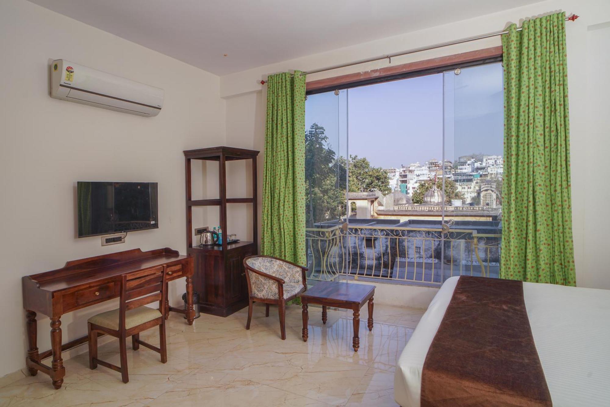 Dera Pichola- A Lake Facing Boutique Hotel 烏代浦 外观 照片