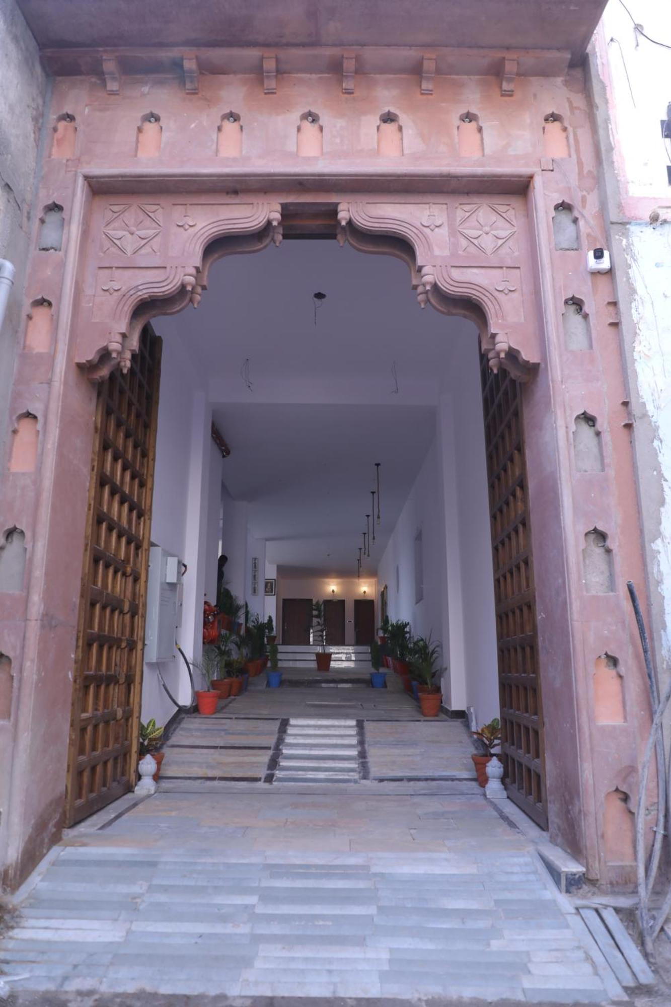 Dera Pichola- A Lake Facing Boutique Hotel 烏代浦 外观 照片